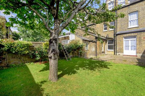 63 Goldsmith Avenue, London, W3 6HR