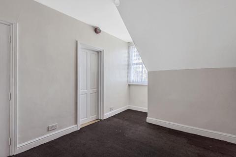 63 Goldsmith Avenue, London, W3 6HR