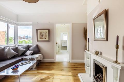 Flat 7, York House Grafton Road, London, W3 6PE