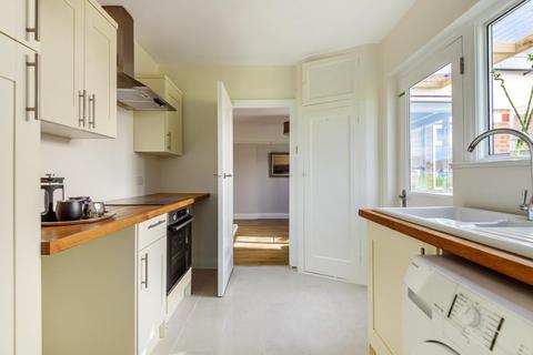 Flat 7, York House Grafton Road, London, W3 6PE