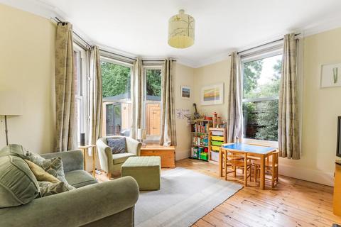 74 Brouncker Road, London, W3 8AQ