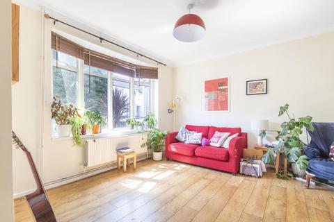 105 Holburne Road, London, SE3 8HH