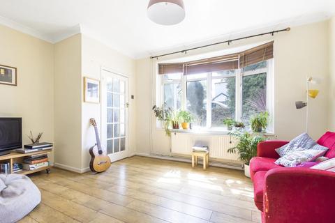 105 Holburne Road, London, SE3 8HH