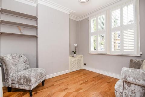 1 bedroom flat for sale, Elsley Road, Battersea