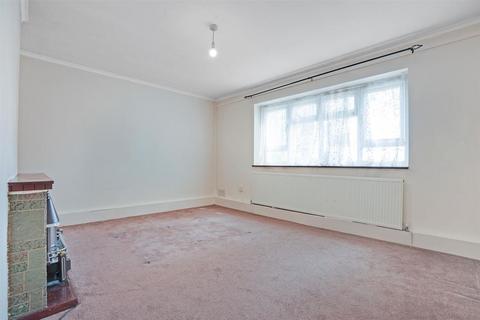 2 bedroom apartment to rent, Canberra Road, East Ham, London