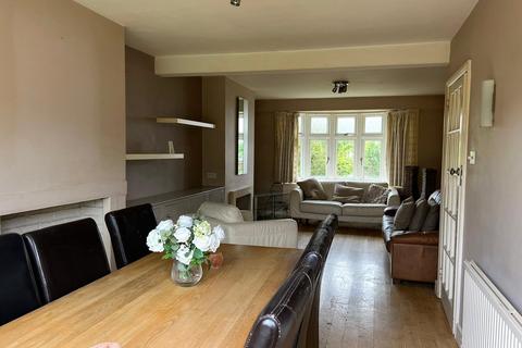16 Bradford Close, Bromley, BR2 8NR