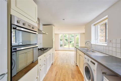 2 bedroom terraced house to rent, Broadhinton Road, SW4