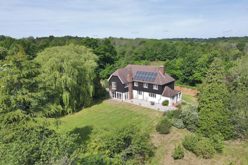 Turners Hill, West Sussex 5 bed detached house £1,500,000