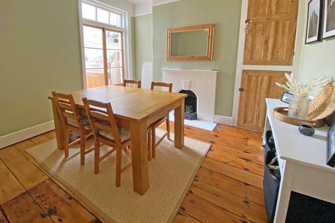 17 Monkswell Road, Exeter, EX4 7AX