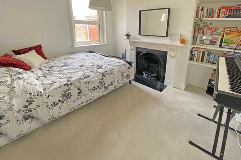 17 Monkswell Road, Exeter, EX4 7AX