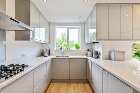 14 Hillcrest View, Beckenham, BR3 3EY