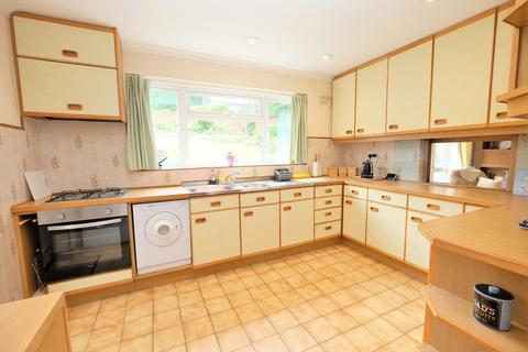 90 Warren Road, Orpington, BR6 6HZ