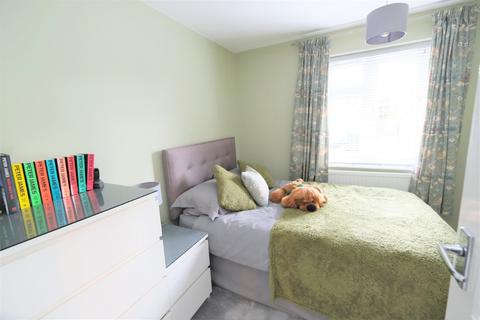 16 Wilmington Avenue, Orpington, BR6 9BJ