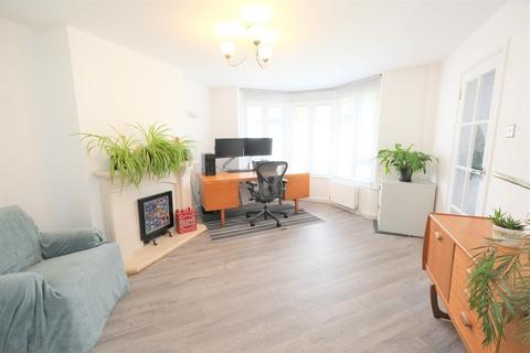 16 Wilmington Avenue, Orpington, BR6 9BJ