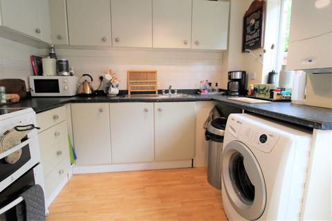 14 Beverstone Road, South Cerney, Cirencester, GL7 5XU