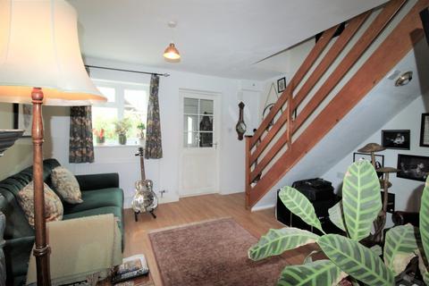 14 Beverstone Road, South Cerney, Cirencester, GL7 5XU