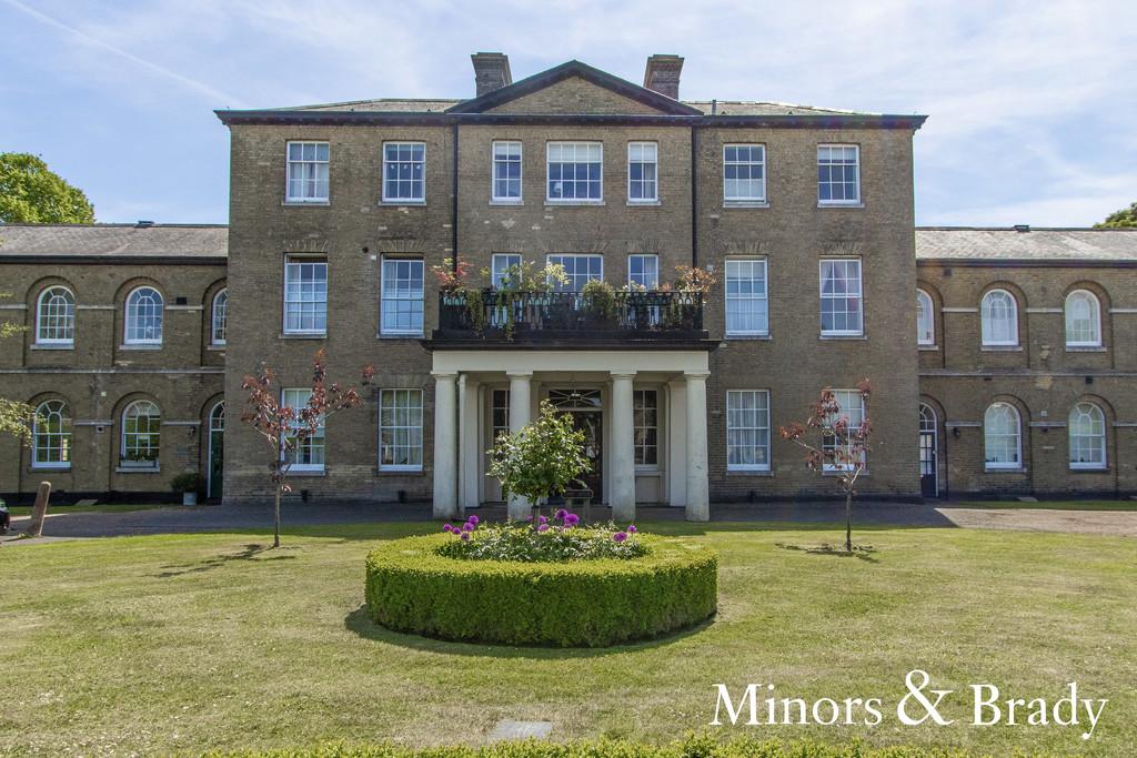 St. Andrews Park, Thorpe St. Andrew 2 bed apartment £350,000