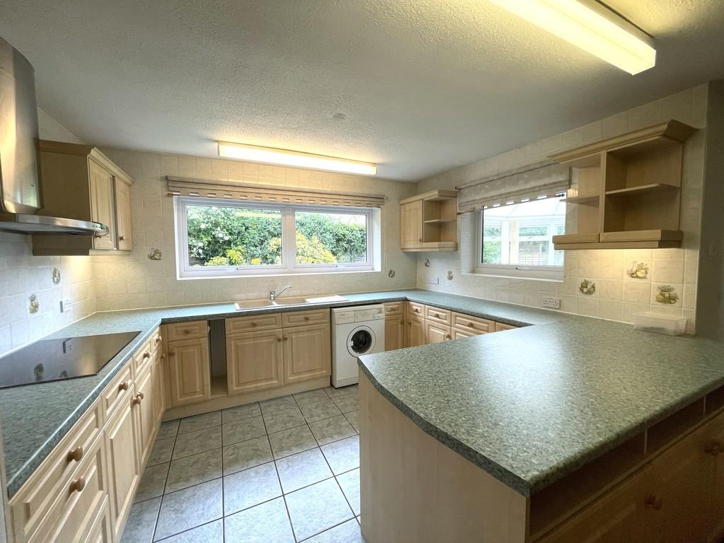 Lindisfarne,Townsend Lane, Upper Boddington, NN11 6DR 3 bed detached