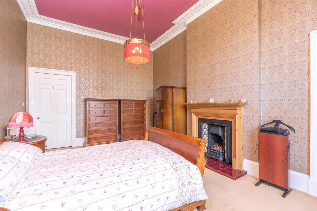Bedroom 1 Alt