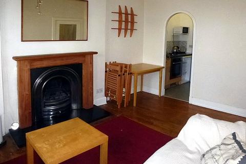 1 bedroom flat to rent, Broughton Road, Broughton, Edinburgh, EH7