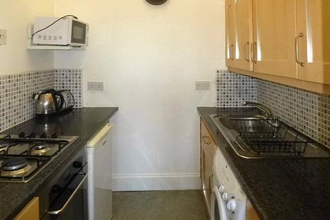 1 bedroom flat to rent, Broughton Road, Broughton, Edinburgh, EH7