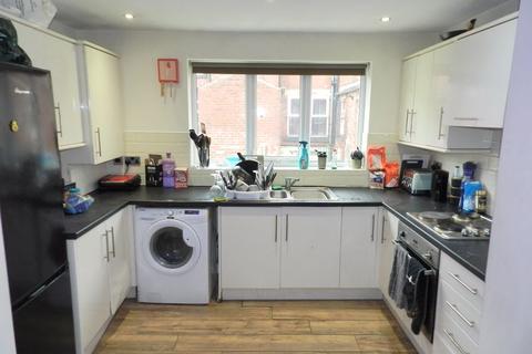 101 Headingley Mount, Leeds, LS6 3JX