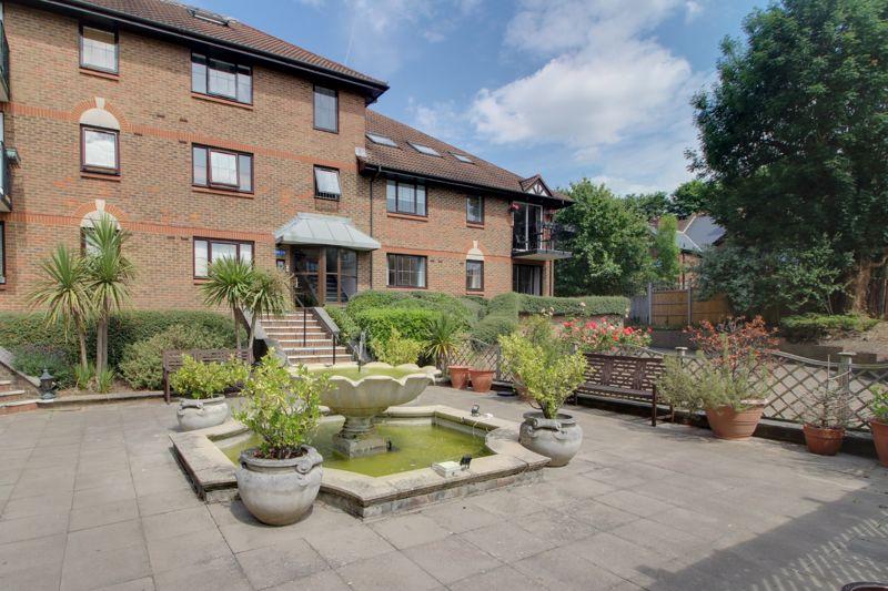 The French Apartments Lansdowne Road Purley 2 Bed Apartment For Sale