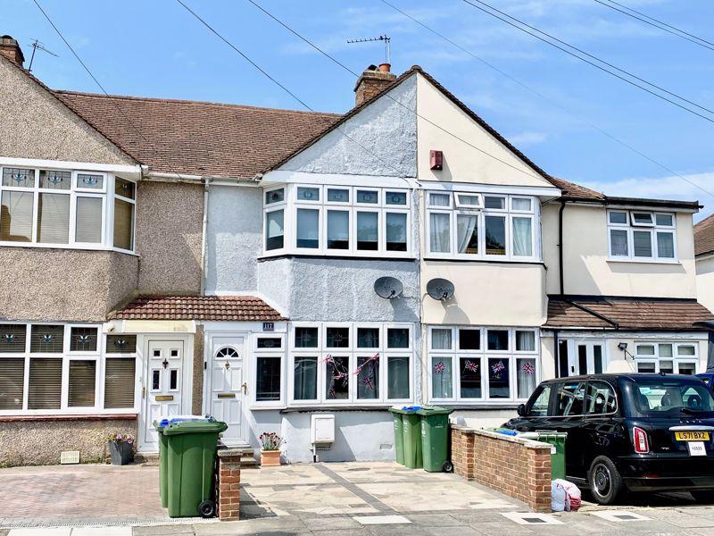 Howard Avenue, Bexley 3 bed terraced house £415,000