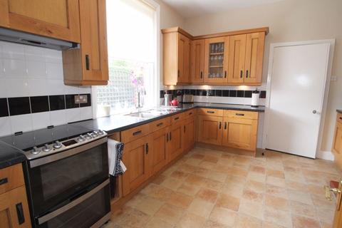 5 bedroom semi-detached house for sale - Chester Road, Poynton