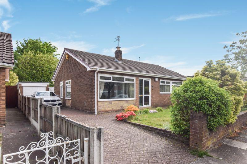 Buckingham Avenue, Widnes 3 bed detached bungalow £390,000