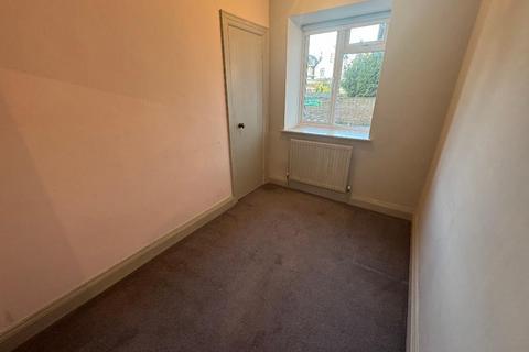 2 bedroom flat to rent, New Church Road, Hove, East Sussex, BN3 4AF