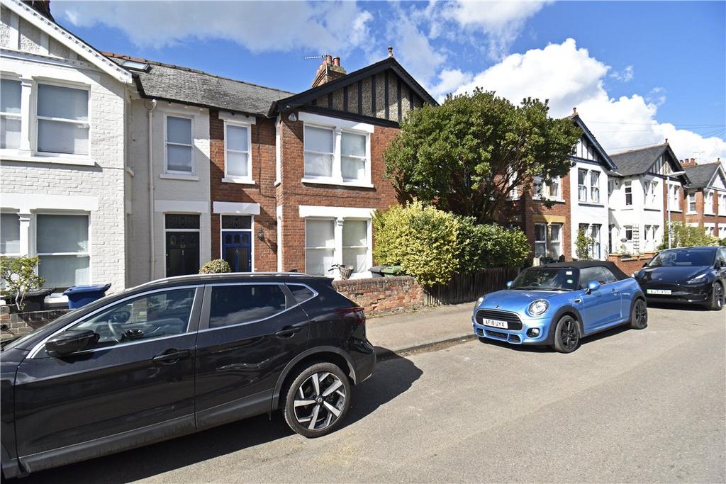 Eltisley Avenue, Cambridge, CB3 4 bed terraced house £2,850 pcm (£658 pw)