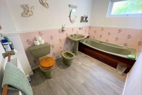 7 Linhay Close, Tregrehan Mills, St Austell, PL25 3TN