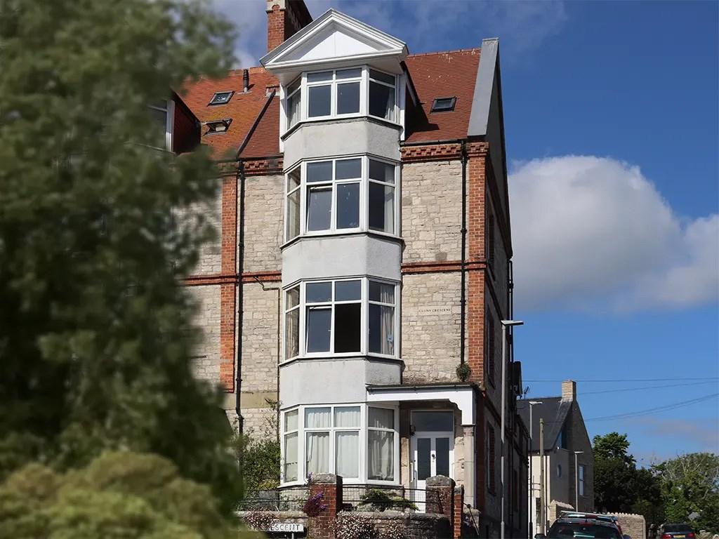 Cluny Crescent, Swanage, BH19 4 bed property for sale £750,000