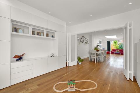 59 Clitherow Avenue, London, W7 2BJ