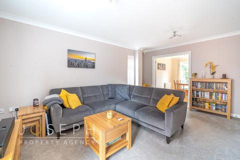 3 Firefly Way, Ipswich, IP3 9TP