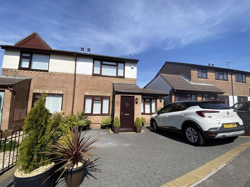 Churchfields, Barry 2 bed semidetached house for sale £235,000