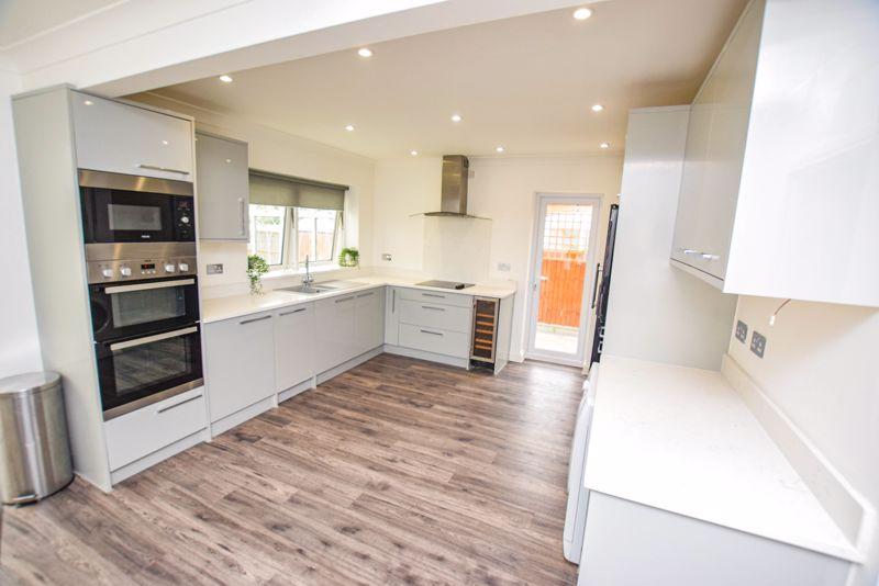 Central Avenue, Corringham 4 bed detached house £625,000