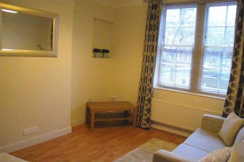 2 bedroom flat to rent, The Square, Fulham Palace Road, Hammersmith