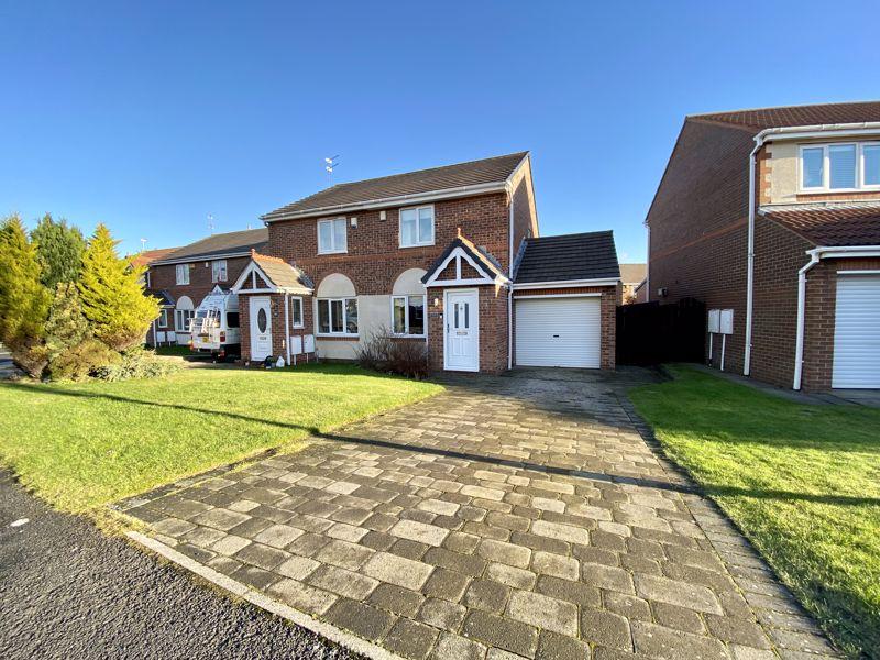 Monks Wood, North Shields 2 bed semidetached house £210,000