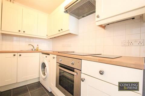 1 bedroom apartment to rent, Rose Valley Brentwood Essex CM14 4HZ