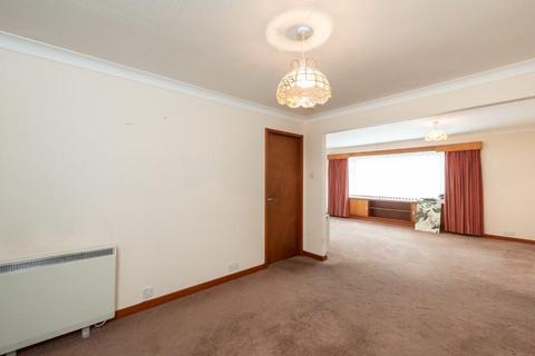 1 Woodlands Glasgow Road, Perth, PH2 0PJ