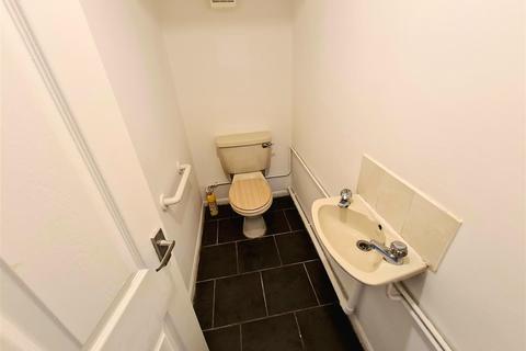7 Barons Croft, Nuneaton, CV10 9QQ