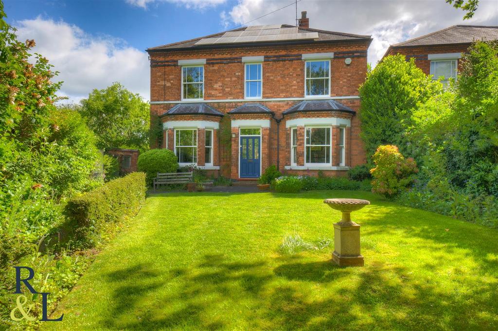 Bingham Road, RadcliffeOnTrent... 5 bed detached house £925,000