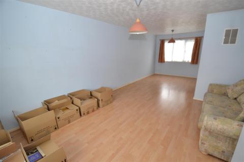 14 Ascot Parade, Bradford, BD7 4NJ