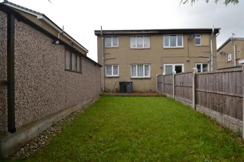 14 Ascot Parade, Bradford, BD7 4NJ