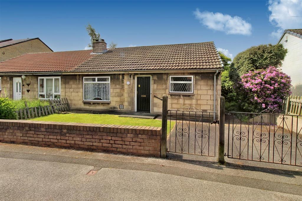 Kingsway, Mapplewell, Barnsley, S75 6HA 2 bed semidetached bungalow