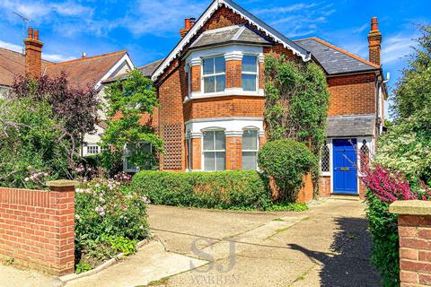 4 bedroom detached house for sale - Church Road, Burnham-On-Crouch
