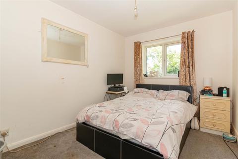 21 Brougham Walk, Worthing, BN11 2PY