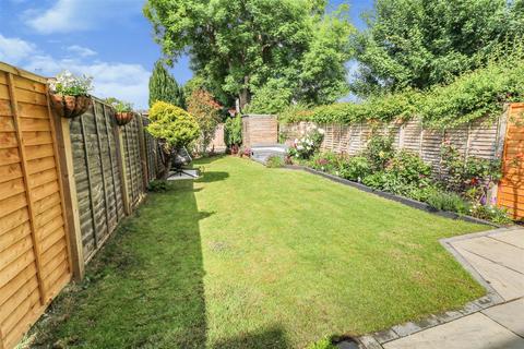 210 Halling Hill, Harlow, CM20 3JR
